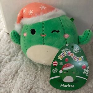 Squishmallow Maritza with Santa Hat 4.5 inch Holiday 2023 Squishdate 01/19/2023